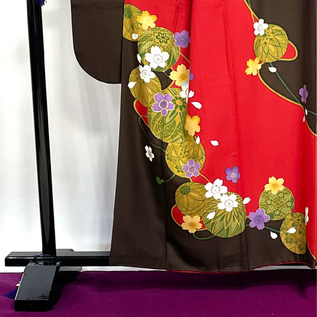 振袖 身丈159.5cm 裄丈65.5cm 袷  生臙脂色 赤墨色 鞠 桜  正絹 Sランク グラデ 1113001232399