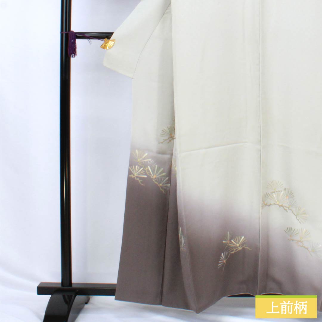 Visiting Kimono, Pure Silk, S Rank, Lined, Length 158.5cm, Sleeve Length 65cm, White Gray (Shironezui), Saga Nishiki, Decorative Nishiki, Toshio Kojima, Matsuba (Pine Needle) Design, Tsukesage, Gray, Item Number 1112006452322