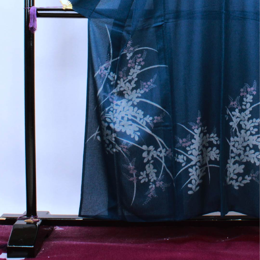 夏物 正絹 訪問着 身丈158cm 裄丈63.5cm 濃藍色（こいあいいろ）草花模様 二重紗 Sランク 紺系 1132000142318