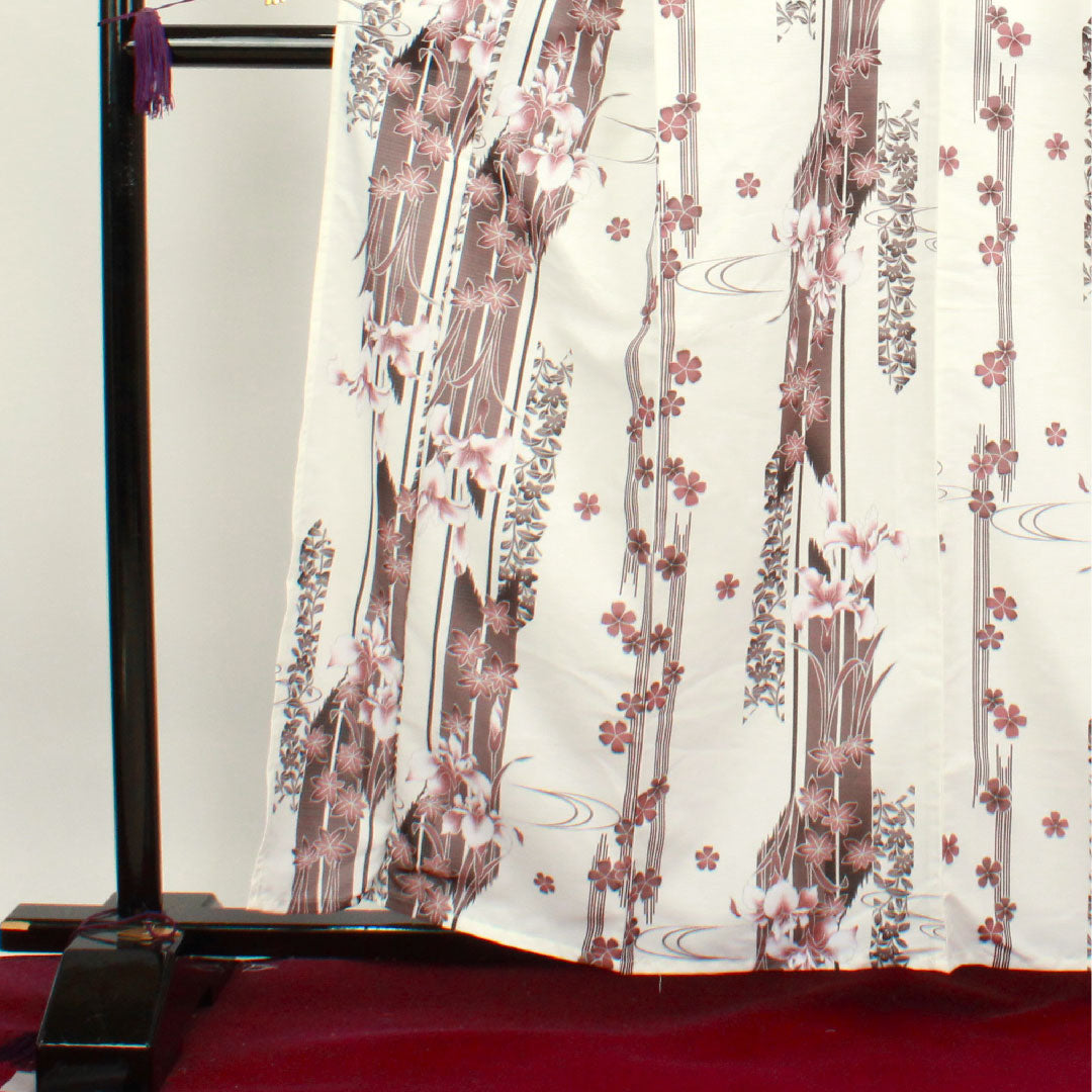 Yukata, cherry blossom, iris, autumn leaves, cotton, A rank, single layer, length 161cm, sleeve length 66.5cm, white, 1118003203411