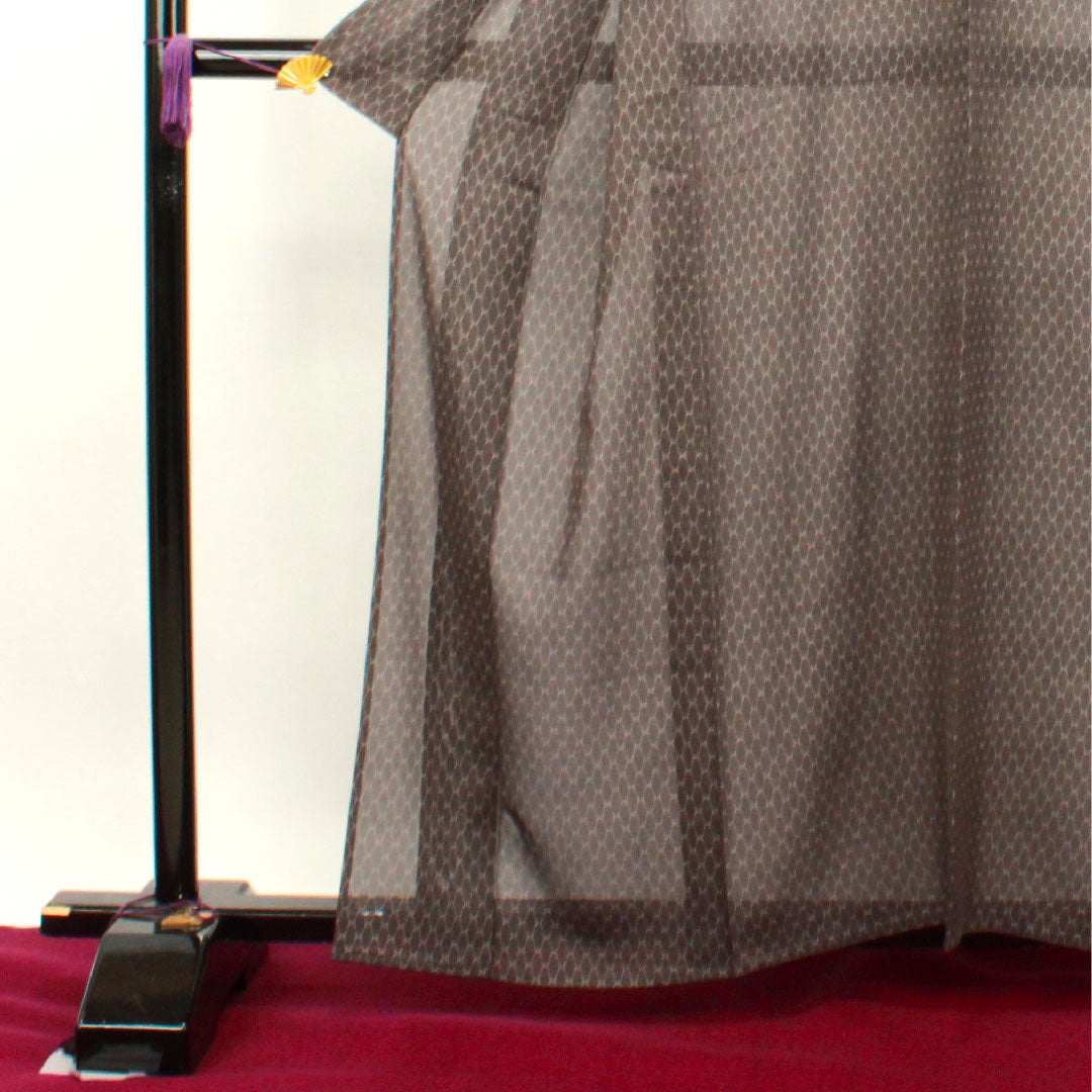 Summer pure silk komon kimono, length 160cm, sleeve length 63.5cm, dark grey, geometric pattern, silk, A rank, brown, 1132001673414