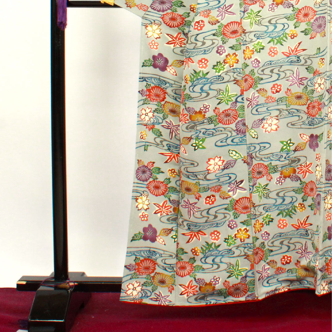 小紋 身丈159cm 裄丈63.5cm 袷  しつけ糸付き 絹鼠色 京紅型 流水 花模様  正絹 Sランク グレー系 1115003462322