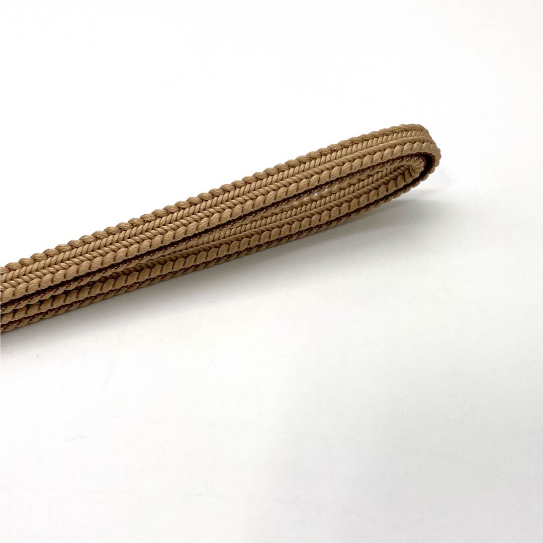 (新品)帯締め 正絹 NEWランク 三分紐 梅染色（うめぞめいろ） 帯留め用   長さ約122cm 幅約0.9cm カジュアル ベージュ系 1135005821325