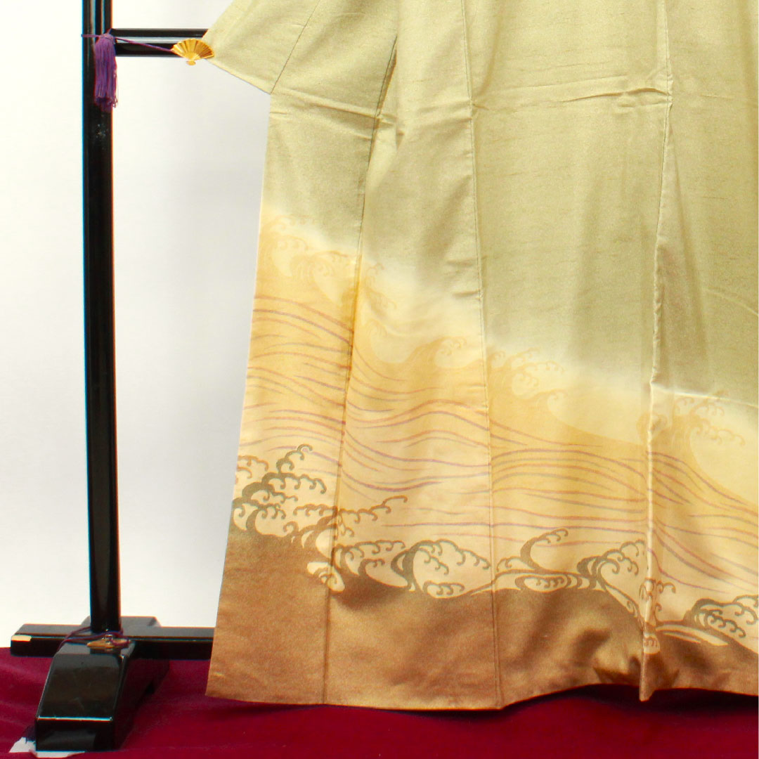 訪問着 正絹 袷 身丈164.5cm 裄丈65cm 蝋色 紬地 波 Aランク ベージュ系 1112003003425