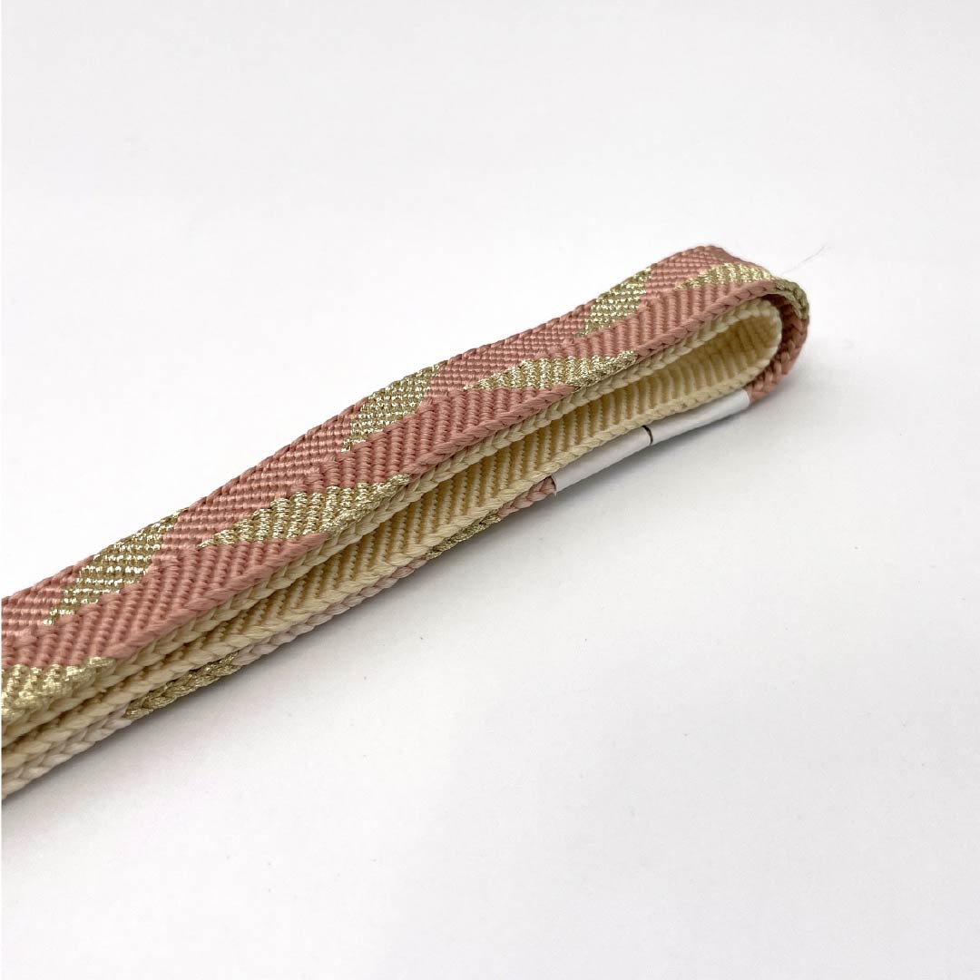 （新古品） 帯締め 正絹 NEWランク 五嶋紐 薄卵色（うすたまごいろ） 矢羽根 古典柄 長さ約157cm 幅約1.8cm セミフォーマル クリーム系 1135004841315
