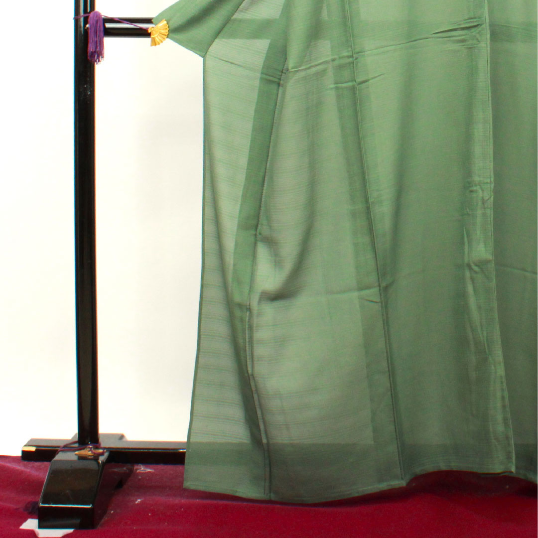 Summer item, pure silk, plain color, length 162.5cm, sleeve length 66cm, bamboo color, plain color, silk, A rank, green, 1132001073419