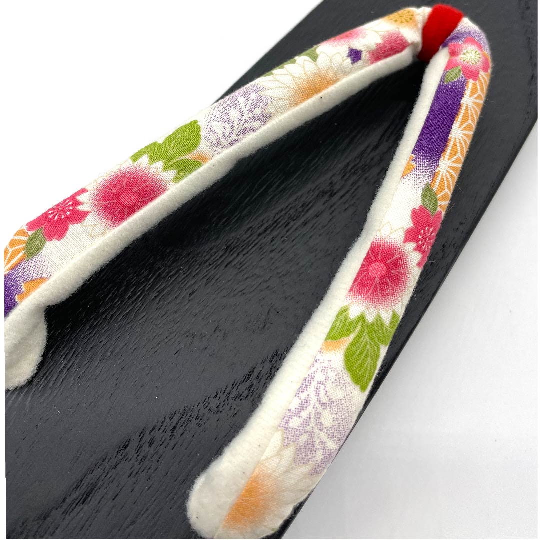 (Brand new, unused) Geta (Japanese clogs) with chrysanthemum, cherry blossom and hemp leaf patterns, size XL, black, NEW rank, 1122001171510