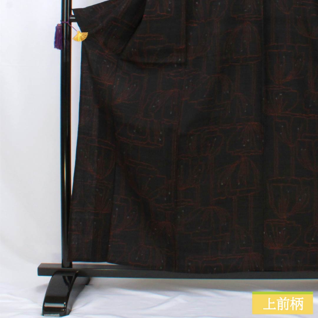 Pure silk tsumugi (pongee) kimono, Grade A, length 161cm, sleeve length 63.5cm, with a floral pattern, black, single layer, product number 1116004403410