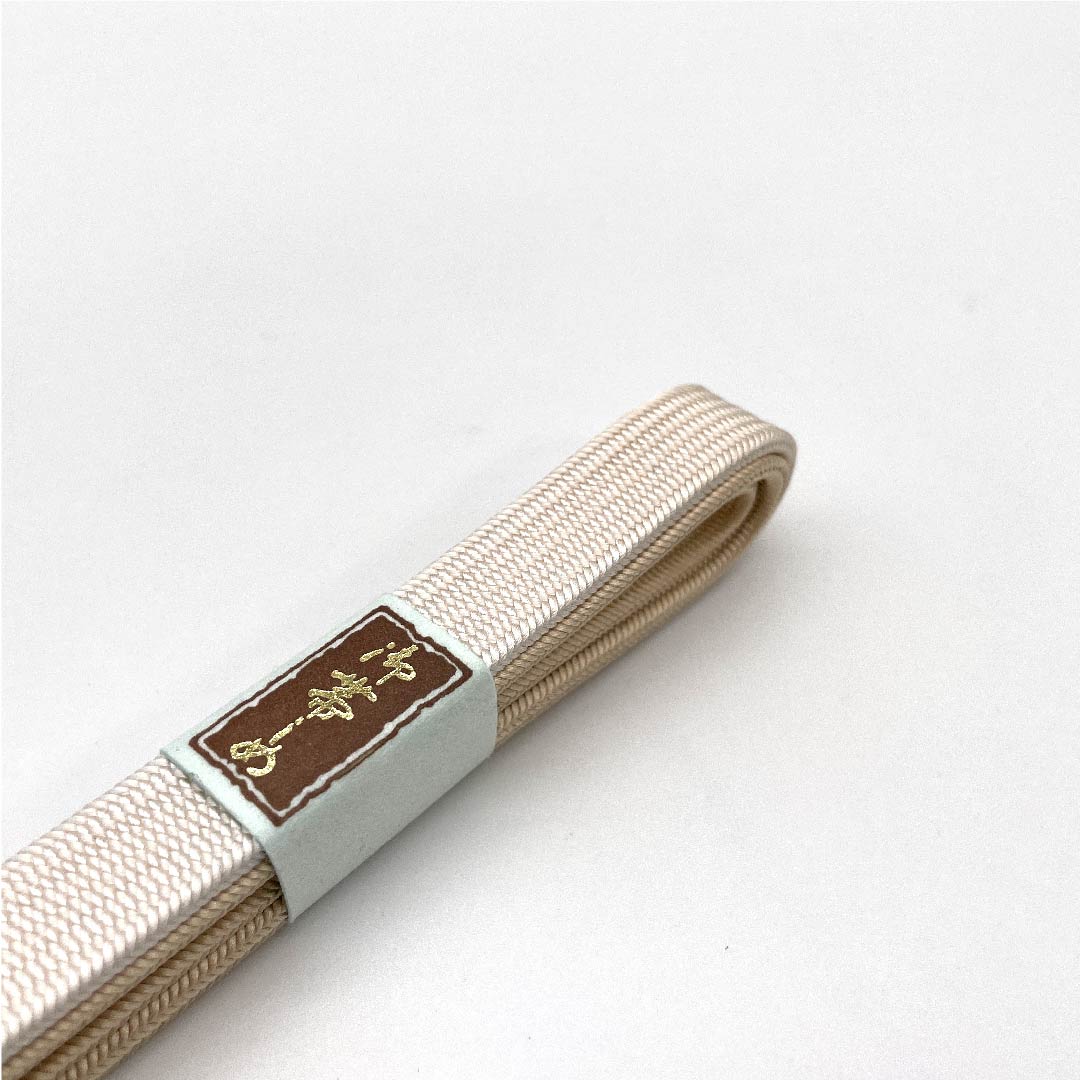 (New old stock) Obijime (belt tying) Pure silk, quarter-length string, light flesh color, tonokoiro (powdered color), Suiran Kobo, new old stock, length approx. 165cm, width approx. 1.2cm, semi-formal, S rank, cream color, 1135001212915