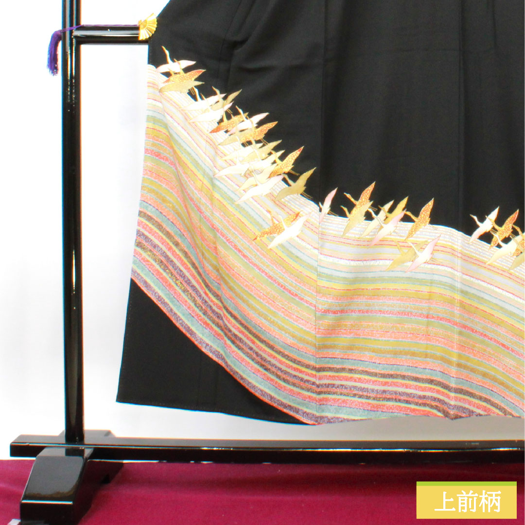 Black formal kimono, pure silk, length 152.5cm, sleeve length 63cm, lined, Kyoto Yuzen, crane, artist's work, hidden plaid, five crests, bellflower, S rank, black, 1111001392210