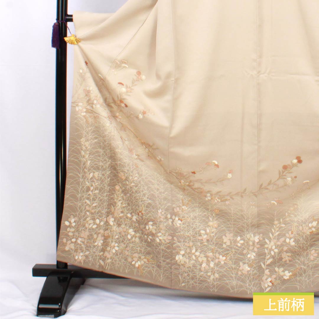 Visiting Kimono, Pure Silk, Grade A, Lined, Length 165.5cm, Sleeve Length 64cm, Tonokoiro (Tonokoiro) Kyoto Yuzen, with a Beige Design of Japanese Pampas Grass, Flowers, and Hagi (Japanese Bush Clover) Item Number: 1112007253525