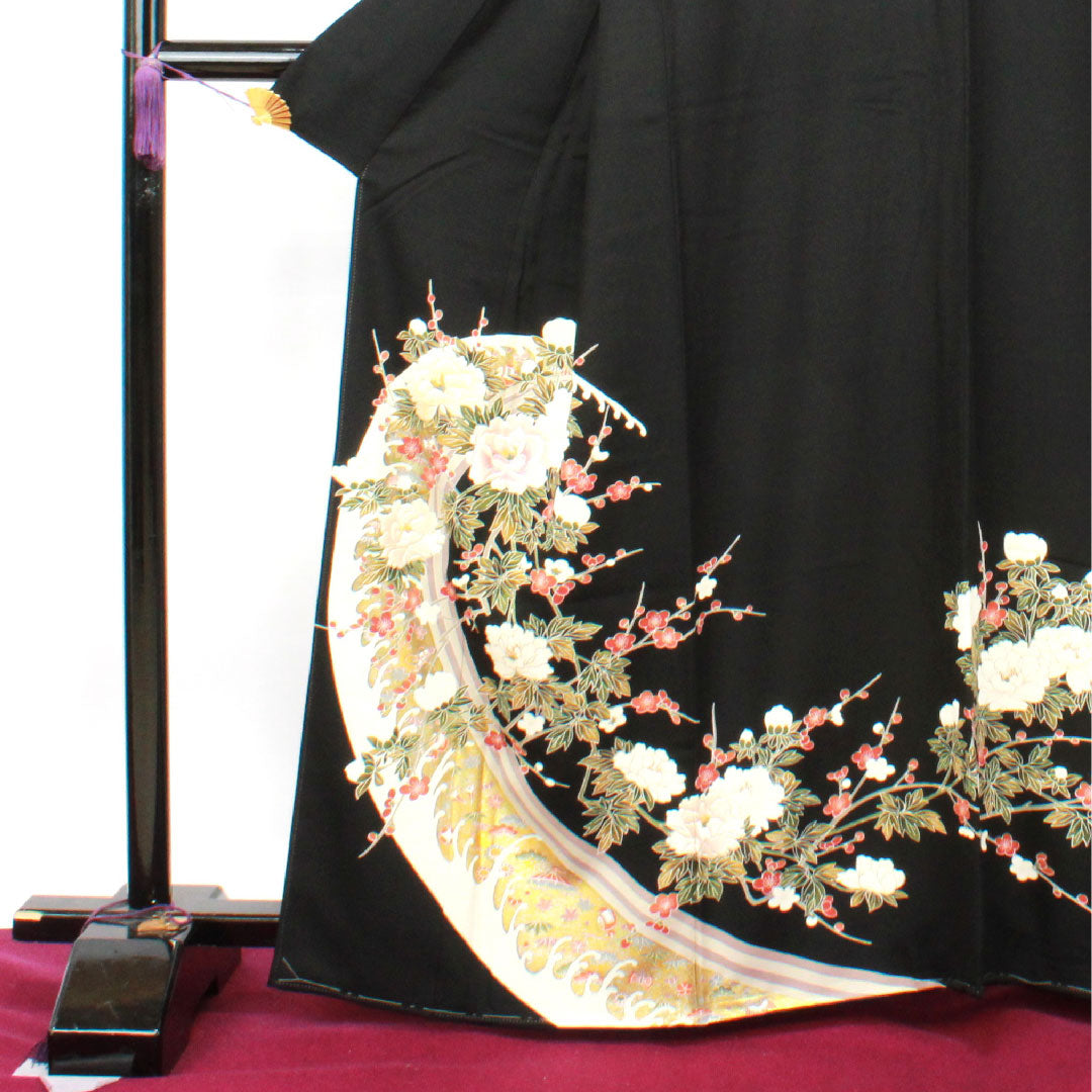 黒留袖 身丈163cm 裄丈67cm 袷 京友禅 刺繡 五瓜に違い鷹の羽 しつけ糸付き 未使用品 正絹 Sランク 五つ紋 黒系 1111001142410