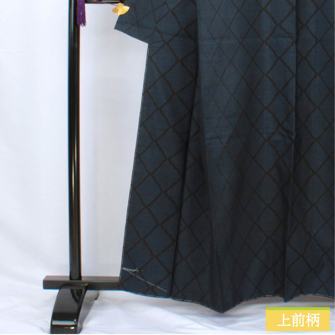 Silk Tsumugi (Japanese kimono), Length 160.5cm, Sleeve Length 62.5cm, Korean Indigo Blue, Oshima Tsumugi, 7 Marks, Ichigen Kasuri, A-Rank, Lined, Navy Blue, Product Number: 1116003793418