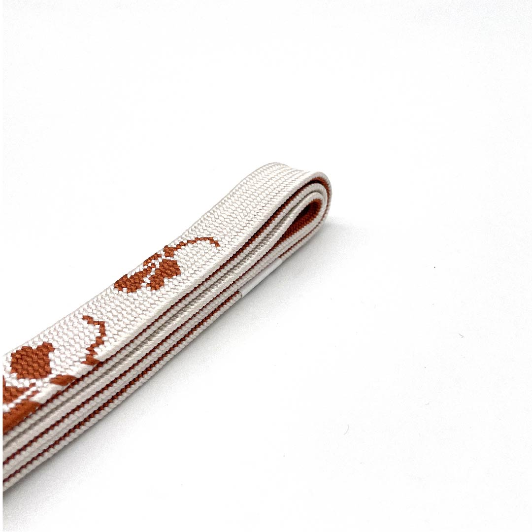 (New old stock) Obi-jime (belt fastener) made of pure silk, quarter-length cord, gofun-iro (whitewash), Goshima-himo, Edo-kumihimo, new old stock, length approx. 162cm, width approx. 1.7cm, casual, S rank, white, 1135002892311