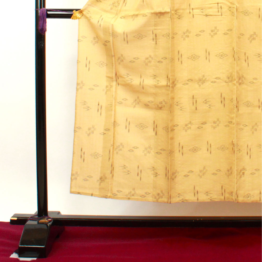 Summer pure silk pongee Length 151.5cm Sleeve length 63cm Yamamomoiro (Yamamomoiro) Ryukyu pattern Kasuri Summer pongee Gauze S rank Beige 1132001632225