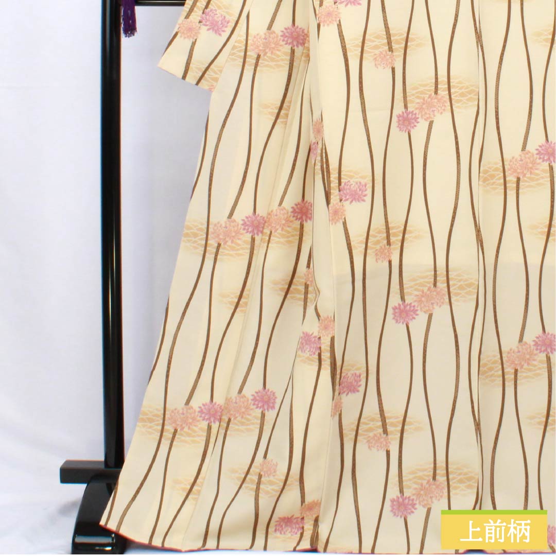 Komon (small pattern) kimono, polyester, length 171.5cm, sleeve length 68cm, lined, light egg-colored (usutamagoiro) pattern with tatewaku (standing wave) and chrysanthemum motifs, washable, A rank, cream, product number 1115006033615