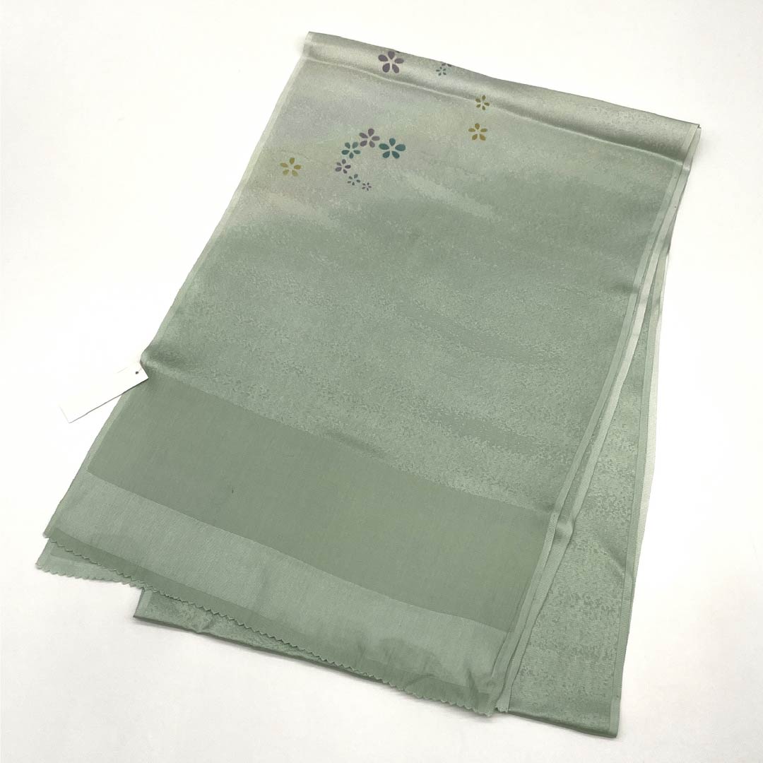帯揚げ 正絹 Sランク セミフォーマル 白緑色（びゃくろくいろ） 小花   長さ約173cm 幅約28cm 緑系 1136002312919