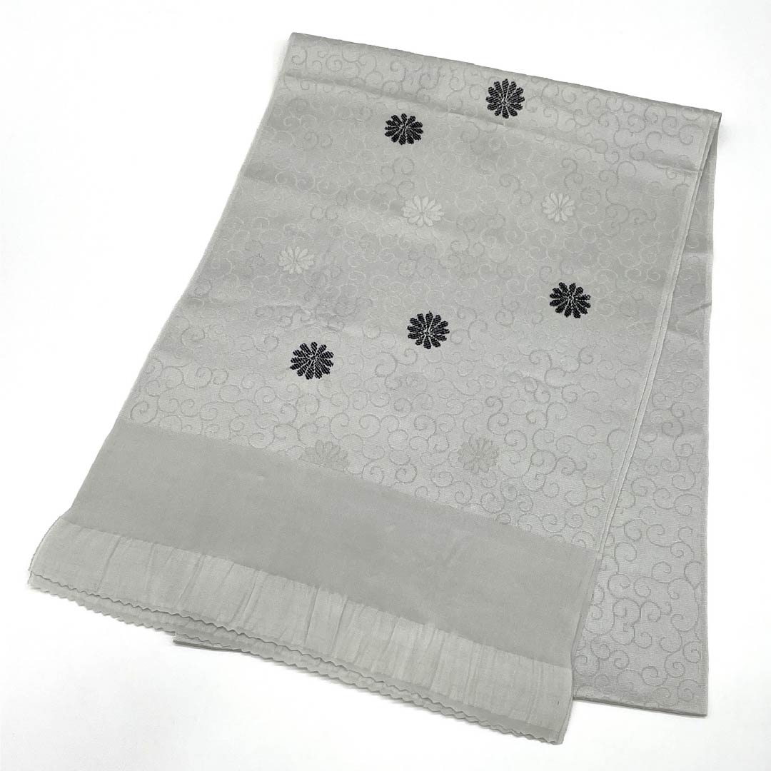 Formal obiage (sash sash), pure silk, S-rank, light gray with small chrysanthemum and arabesque patterns, length approximately 172cm, width approximately 29cm, gray tones, product number 1136002242922