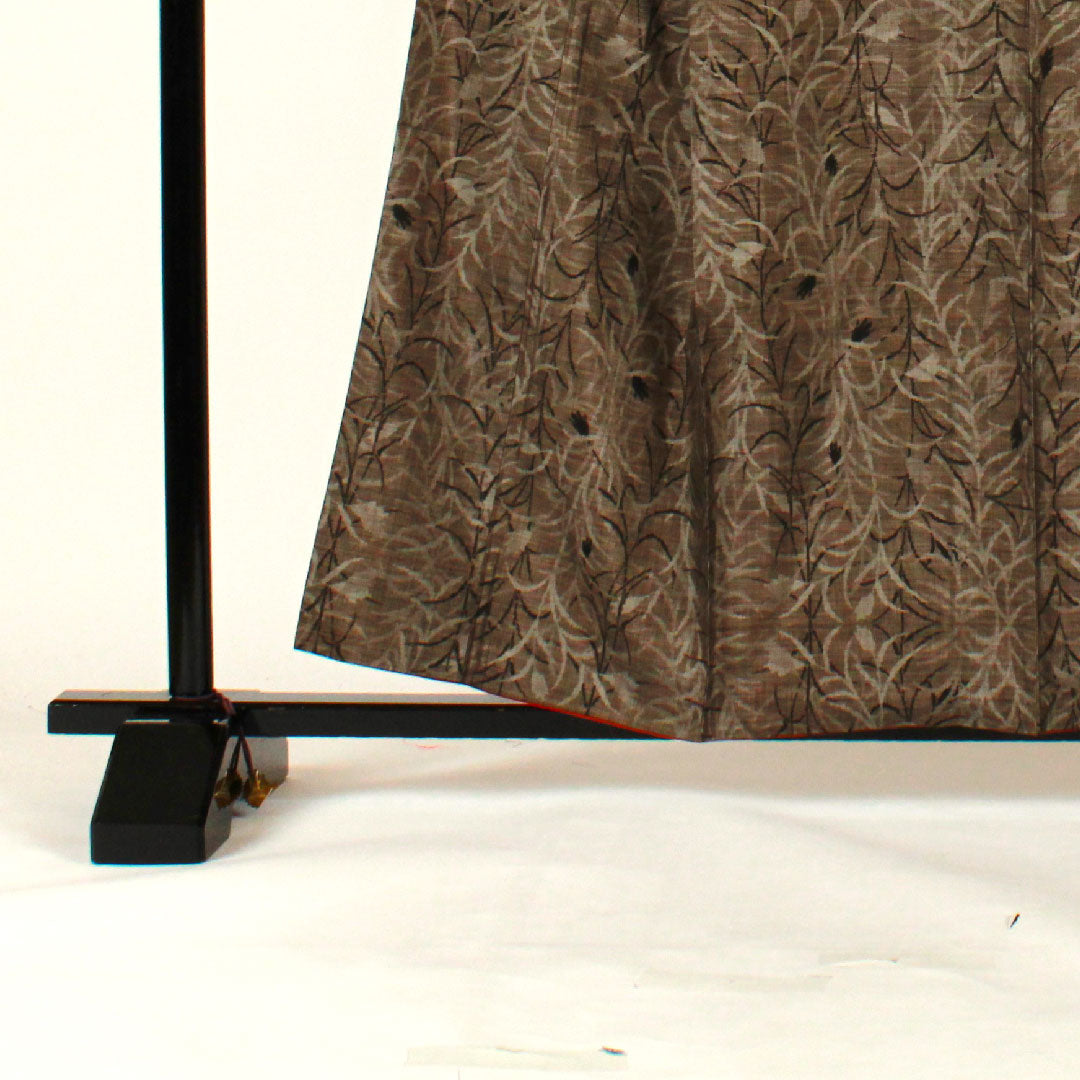 Oshima Tsumugi, Length 159cm, Sleeve length 65cm, Warp and weft ikat, Floral pattern, Pure silk, B rank, Awase, Brown, 1116001253314