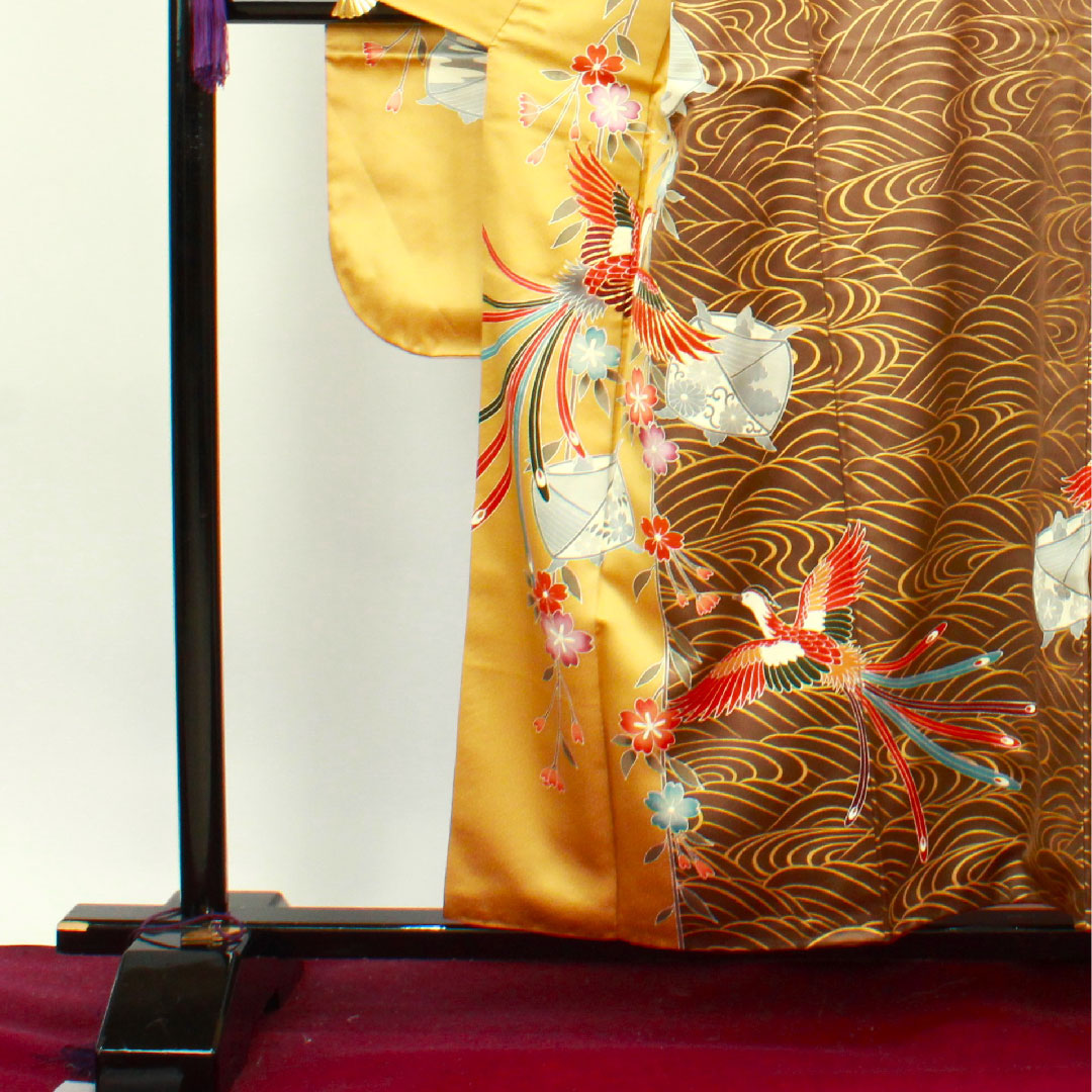 振袖 身丈157.5cm 裄丈65cm 袷  焦げ茶色 京友禅 鳳凰 糸巻き 波  正絹 Aランク 茶系 1113001543314
