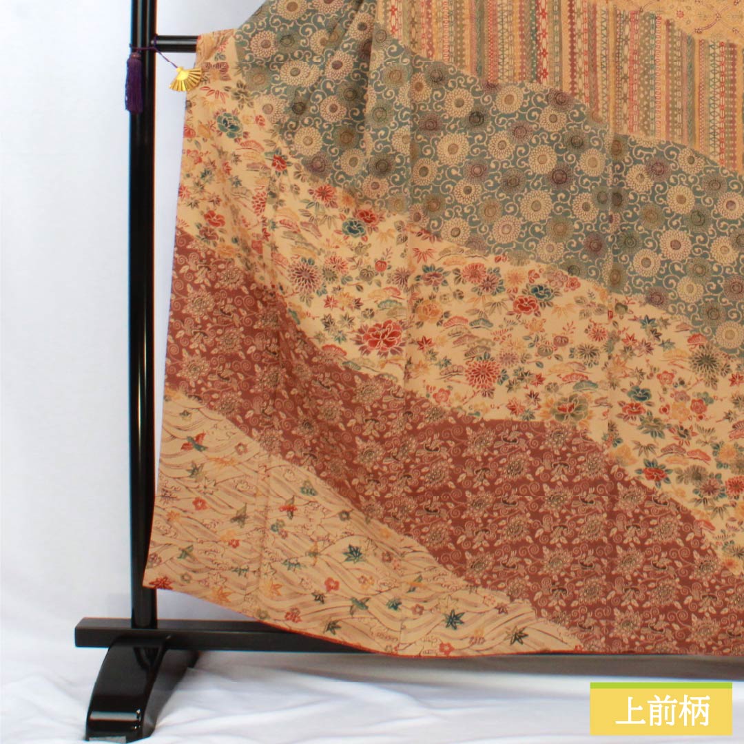 訪問着 正絹 Sランク 袷 身丈157cm 裄丈62.5cm 淡朽葉色（うすくちばいろ） 作家物 京紅型 吉祥文様 松竹梅 菊 橙系 1112007382326