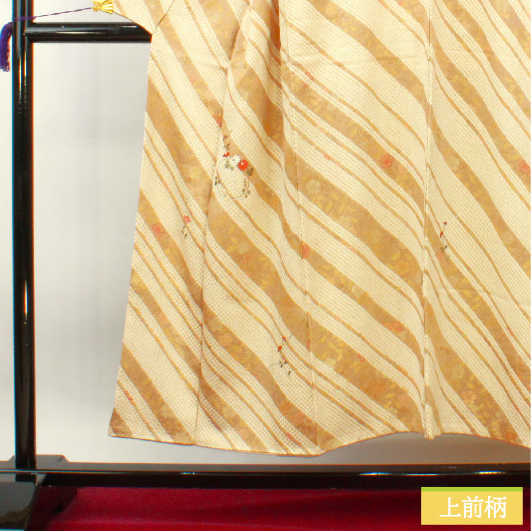 Homongi, pure silk, lined, length 150cm, sleeve length 62.5cm, walnut color, tie-dye, Kyoto yuzen, embroidery, floral pattern, S rank, beige, 1112004452125