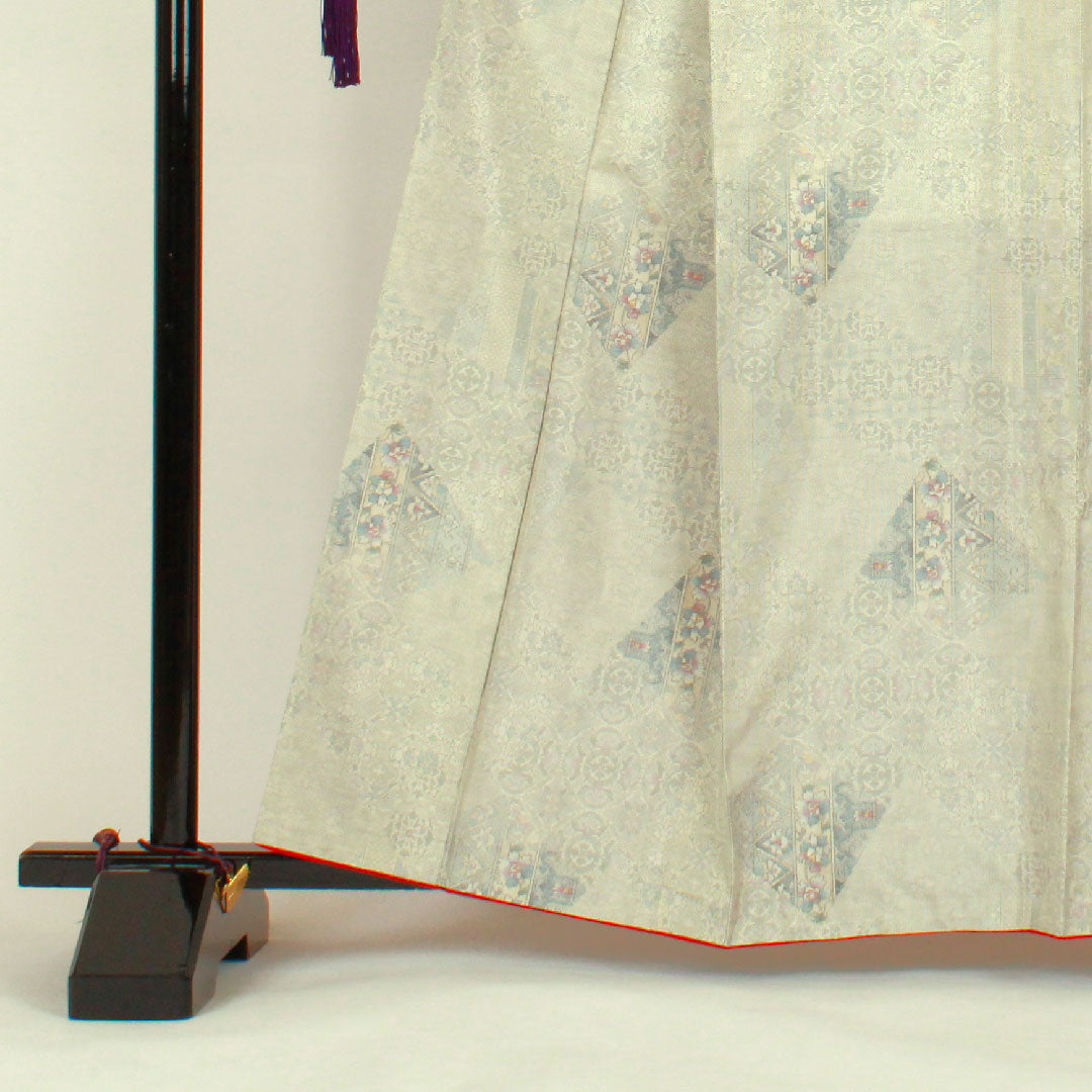 White Oshima Tsumugi, Length 163cm, Sleeve length 66cm, Floral chintz pattern, 7 marks, Pure silk, A rank, Lined, White, 1116000573311