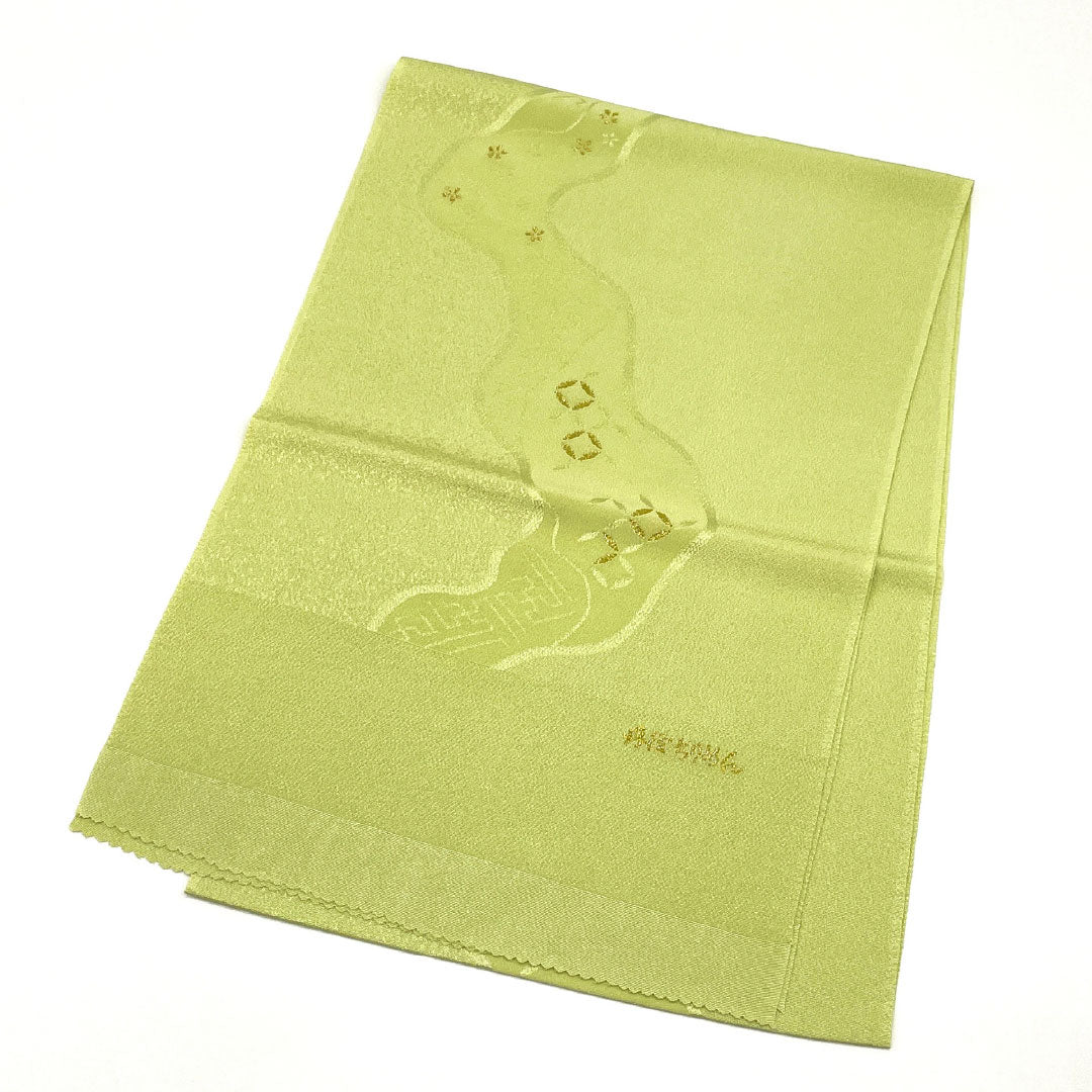 (Like New) Semi-Formal Silk Obiage (Sash) in Pale Willow Green (Usuyanagi-iro) with Tango Chirimen Chirimen (Crepe) Fabric, featuring a Classic Flowing Water Pattern, Approximately 168cm Long and 29cm Wide, Greenish Green, Product Number: 1136001321919