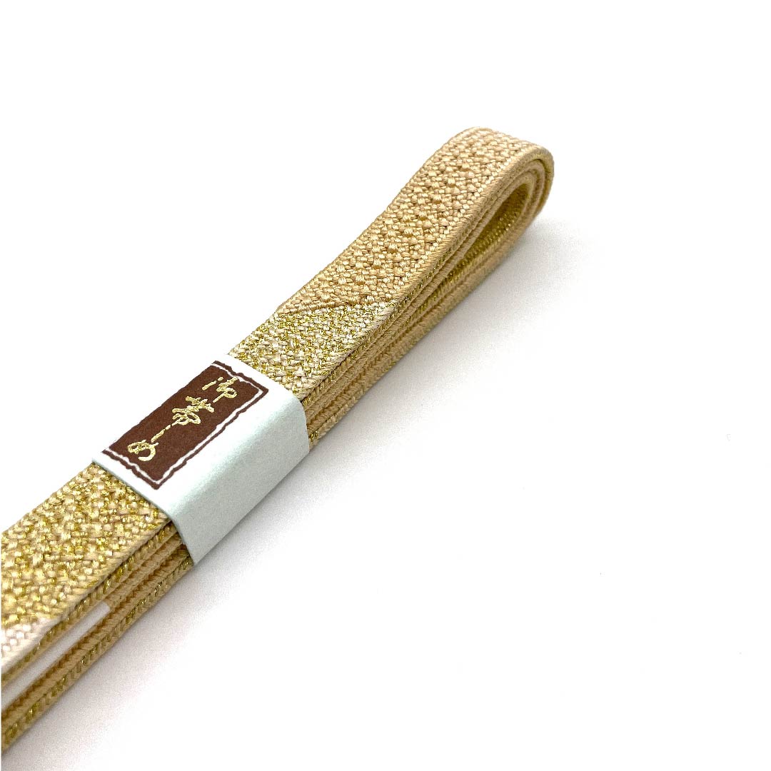 （新古品） 帯締め 正絹 四分紐 蜜陀僧色（みつだそういろ） 特選金銀糸使用 金属糸使用 手組紐 長さ約159cm 幅約1.5cm セミフォーマル Sランク ベージュ系 1135002262325