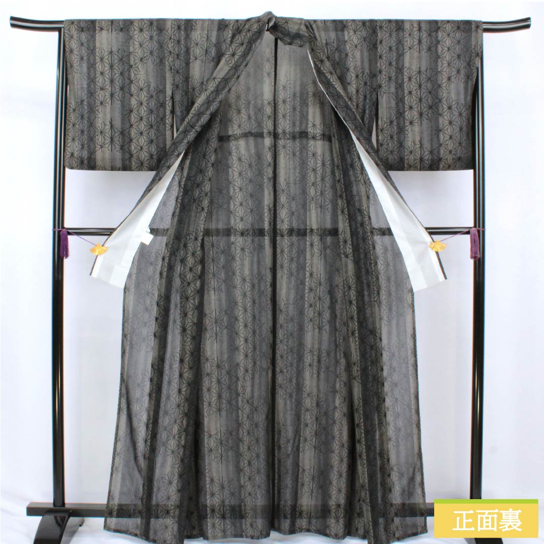 夏物 ポリ80％・絹20％ 小紋 Sランク 身丈164cm 裄丈66cm 麻の葉 モノトーン 紗 黒系 1132003252410