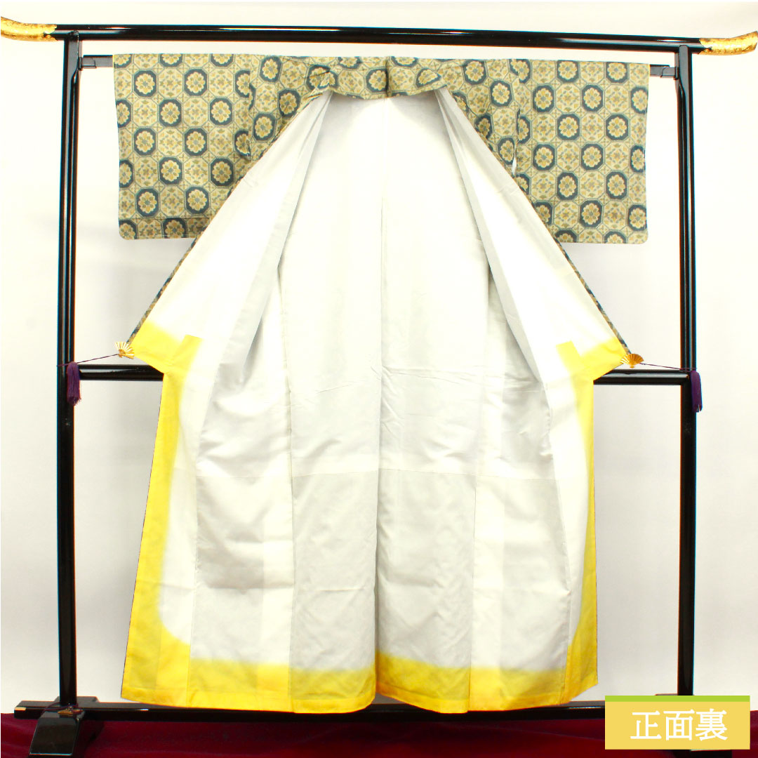 村山大島紬 正絹 身丈156cm 裄丈64cm  蕎麦切色 抽象模様 しつけ糸付き 未使用品 Sランク 袷 ベージュ系 1116002892325