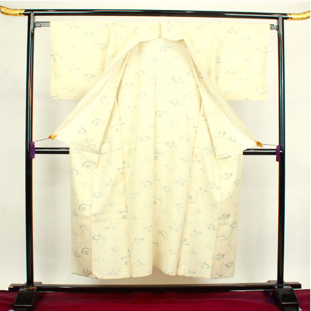 Tsumugi Length 150.5cm Sleeve length 65cm Geometric pattern Pure silk B rank Single layer Cream color 1116002424115