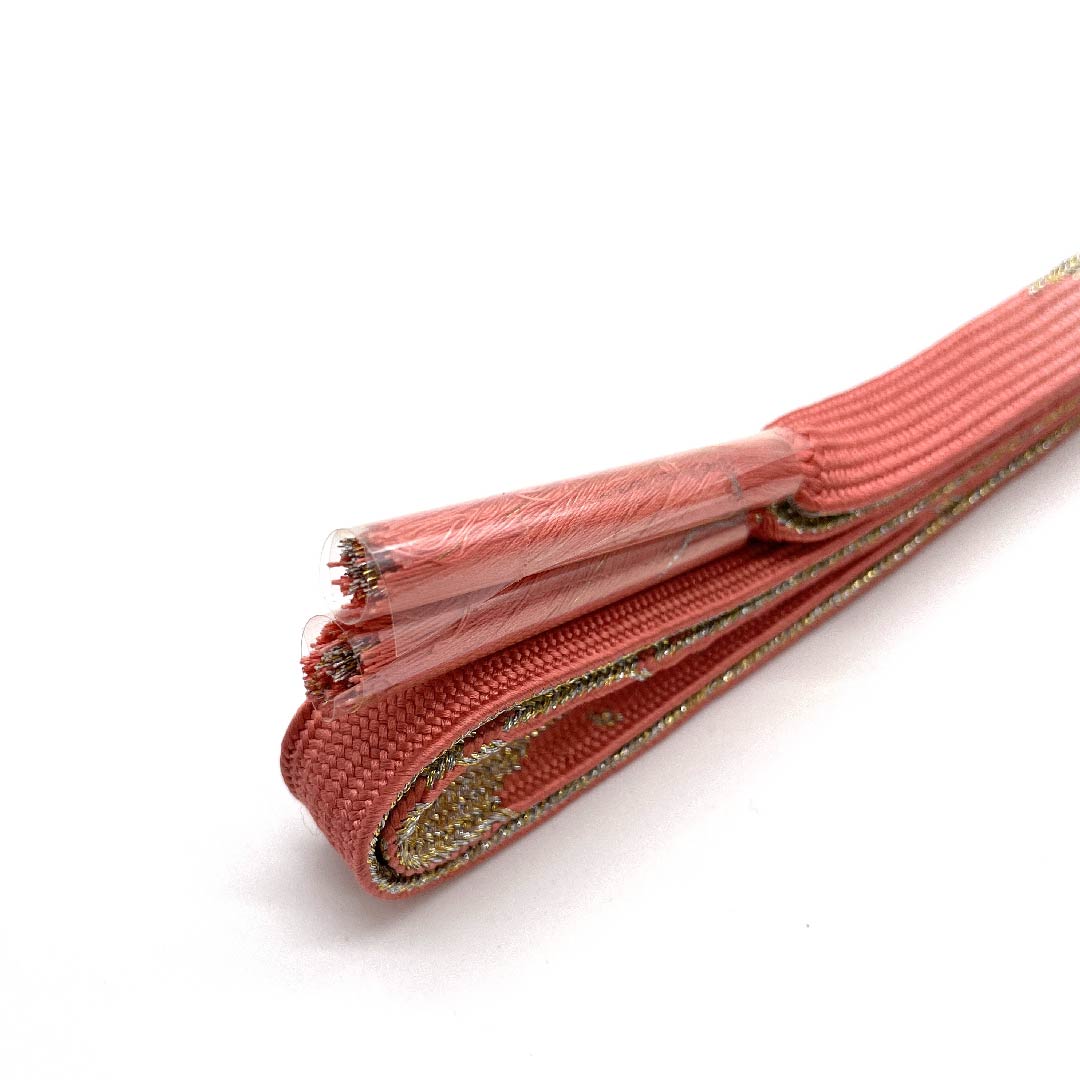 (New old stock) Obijime (belt sash) made of pure silk, quarter-length string, plum-colored (koubaiiro), with metal thread, new old stock, length approx. 162cm, width approx. 1.5cm, semi-formal, S rank, pink, 1135001852913