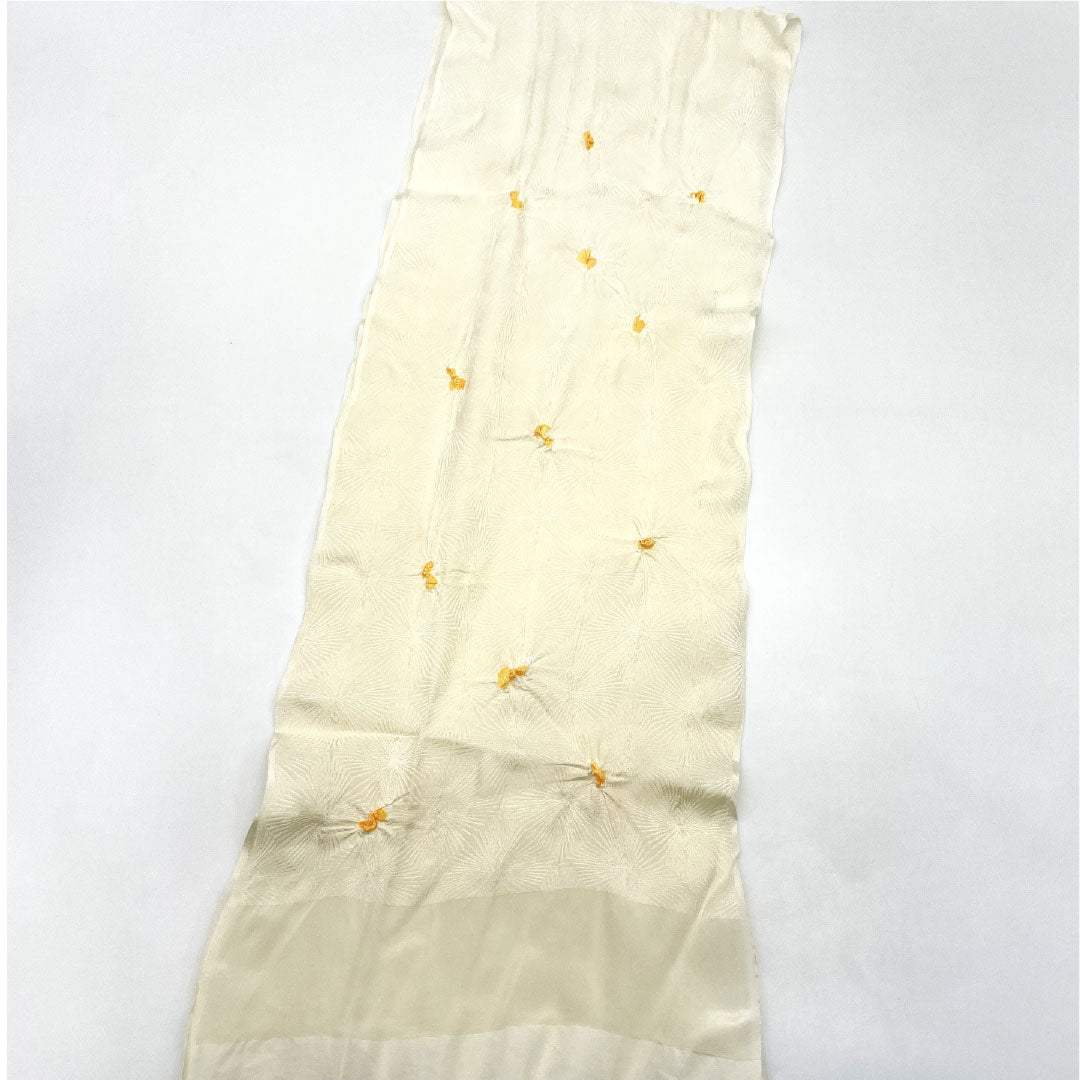（新古品） 帯締め・帯揚げセット 正絹 NEWランク 薄卵色（うすたまごいろ） 練色（ねりいろ） 絞り 菱 長さ約152cm 幅約1.3cm セミフォーマル クリーム系 1141000491315