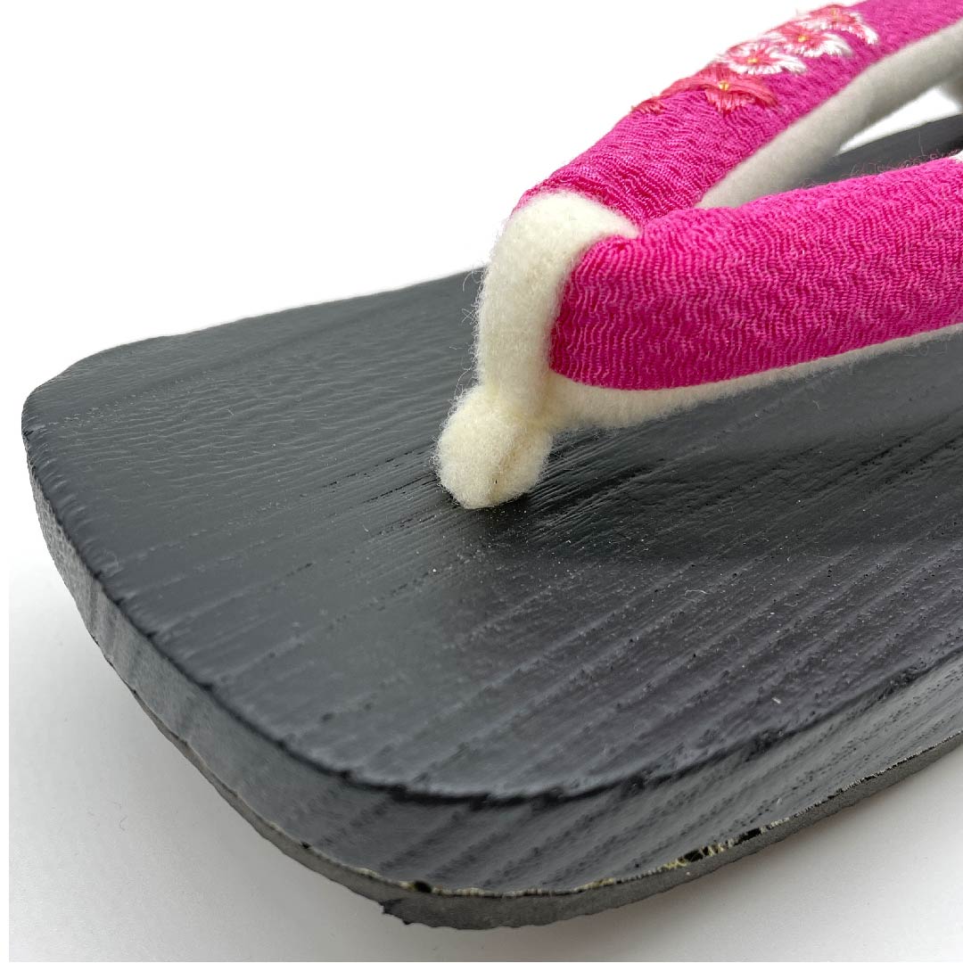 (Brand new, unused) Geta clogs, crepe, embroidered, floral pattern, size L, black, NEW rank, 11220009210