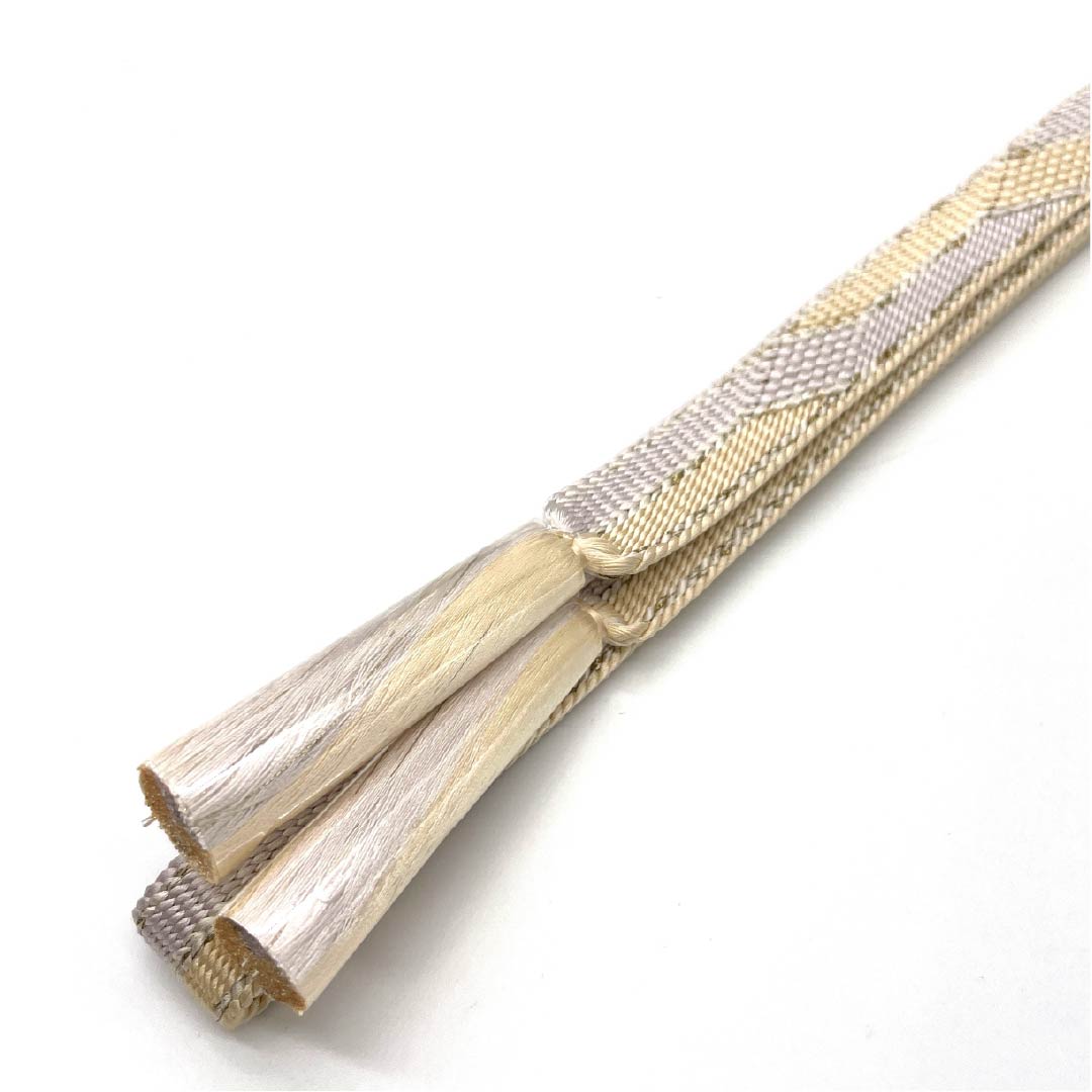 (New old stock) Obi-jime (belt fastener) made of pure silk, quarter-length cord, white wisteria color, light color, bicolor, diamond-shaped, length approx. 166cm, width approx. 1.5cm, semi-formal, new rank, purple, 1135003301320