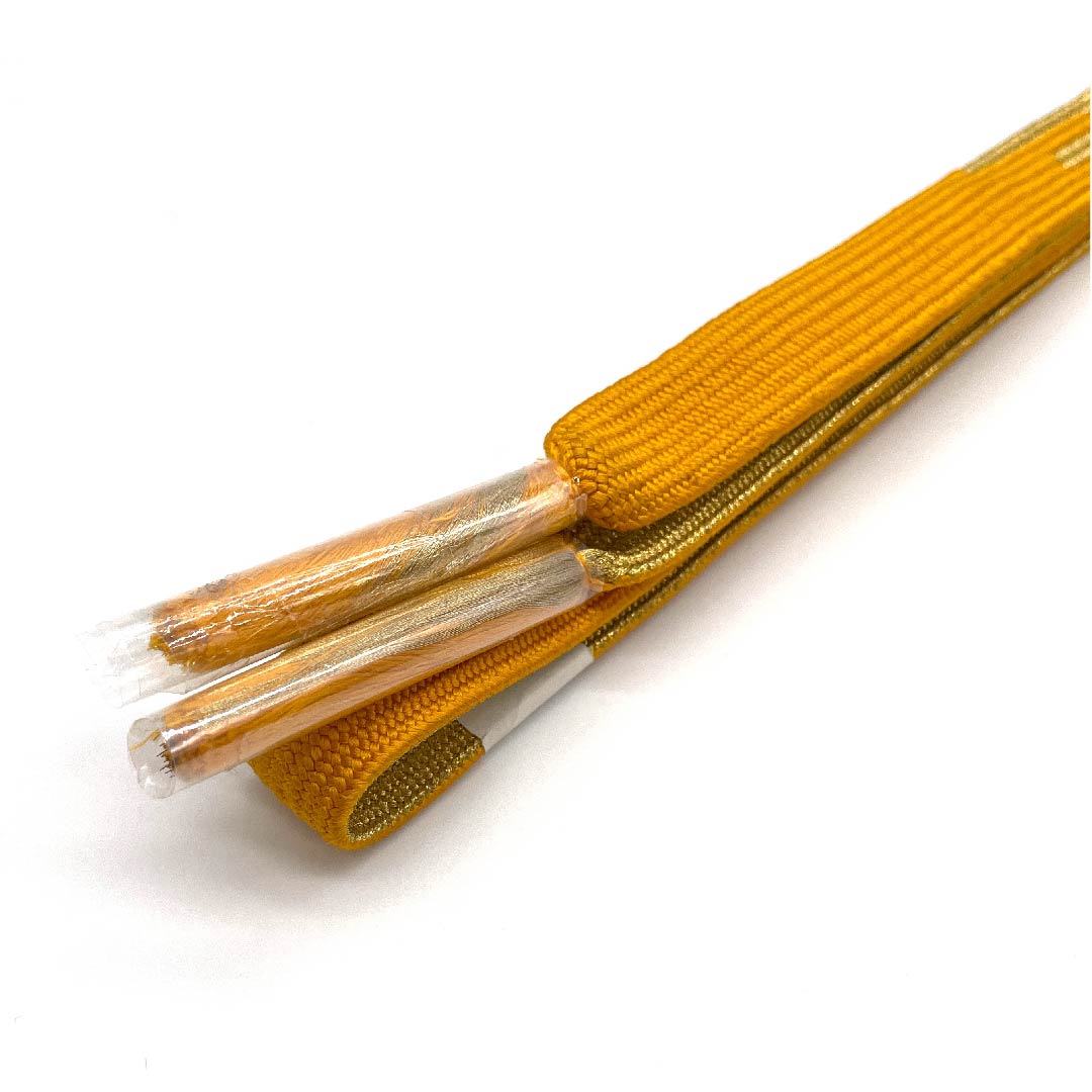 (New old stock) Obijime (belt tying) Pure silk quarter string, amber color (Chuhowan-iro) Hand-woven string New old stock Length approx. 162cm Width approx. 1.7cm Semi-formal S rank Yellow 1135002602323