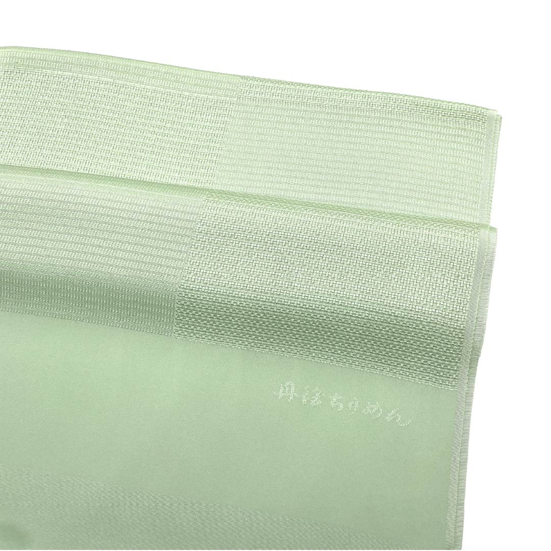 Unused (New Old Stock) Obiage Silk NEW Rank Casual Light Green Tango Chirimen Ichimatsu Pattern Classic Pattern Length approx. 184cm Width approx. 28.5cm Green Tone 1136003281919