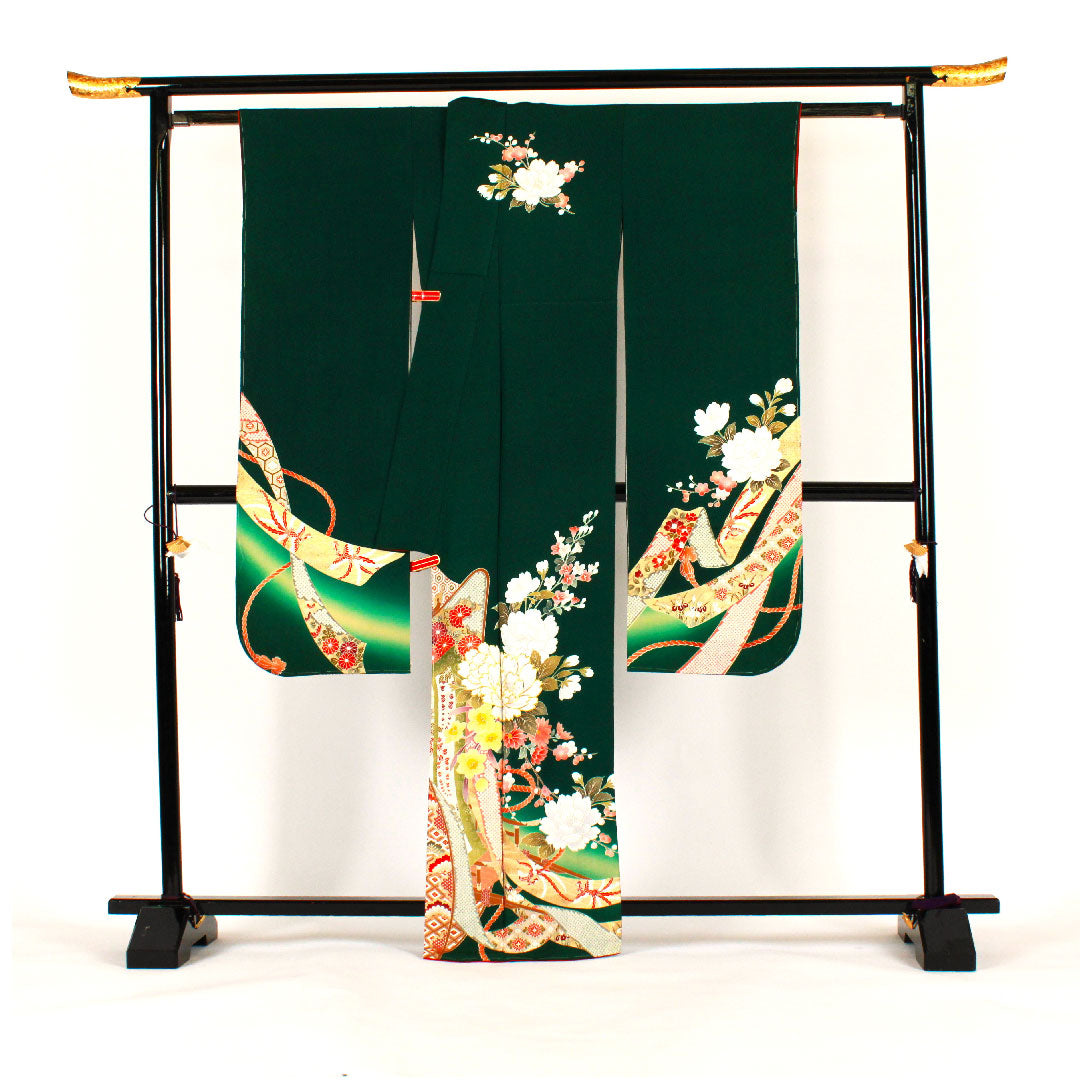 Long-sleeved kimono, length 165cm, sleeve length 65cm, lined, Imperial carriage and flower pattern, pure silk, S rank, green, 1113000502519