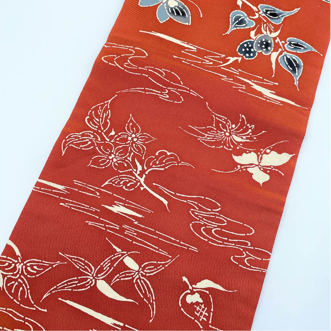 名古屋帯 紅鳶色 蝶 草花模様 帯丈349.5cm 正絹 Bランク 全通 カジュアル 朱系 1124003024316  名古屋仕立て