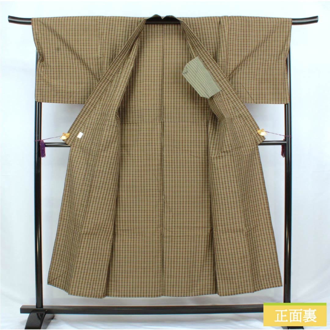 男物 木綿 Sランク 身丈148.5cm 裄丈68cm  利休生壁色（りきゅうなまかべいろ） 憲法茶色（けんぽうちゃいろ） チェック柄 内ポケット付き 単衣 緑系 1119001092419