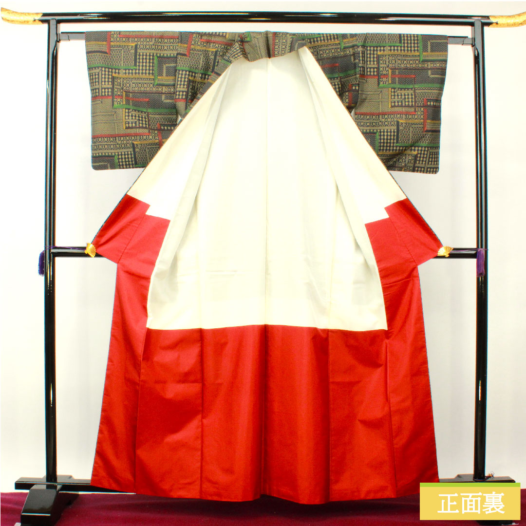 紬 正絹 身丈161.5cm 裄丈62cm 幾何学模様 Sランク 袷 黒系 1116003552410
