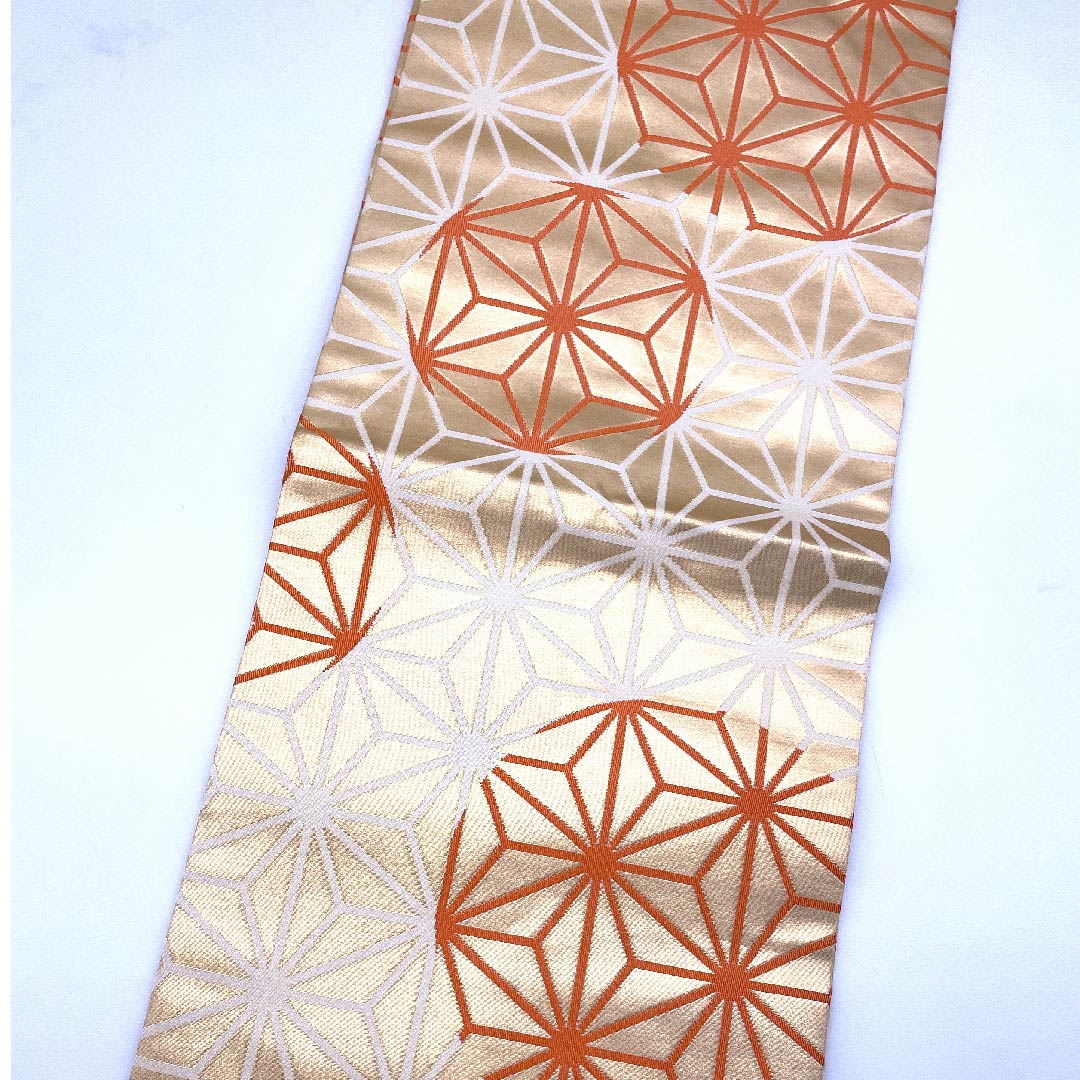名古屋帯　金色　麻の葉　おび弘 帯丈361.5cm 正絹 Sランク 全通 セミフォーマル 金系 1124005112321  名古屋仕立て