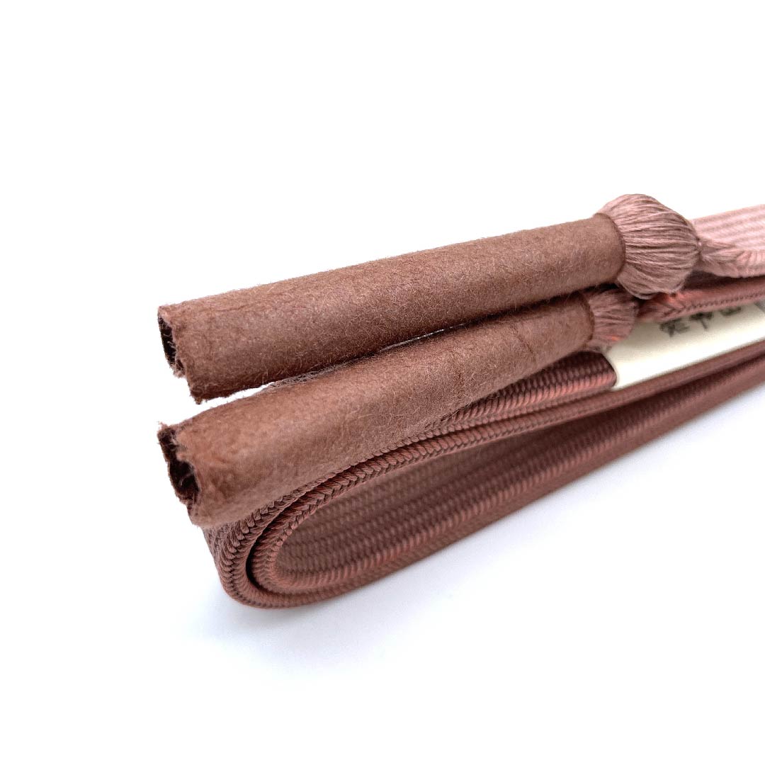 (New old stock) Obijime (belt tying) Pure silk quarter string Chestnut plum color (Kuriumeiro) Suiran Kobo New old stock Length approx. 165cm Width approx. 1.2cm Semi-formal S rank Brown 1135001192914