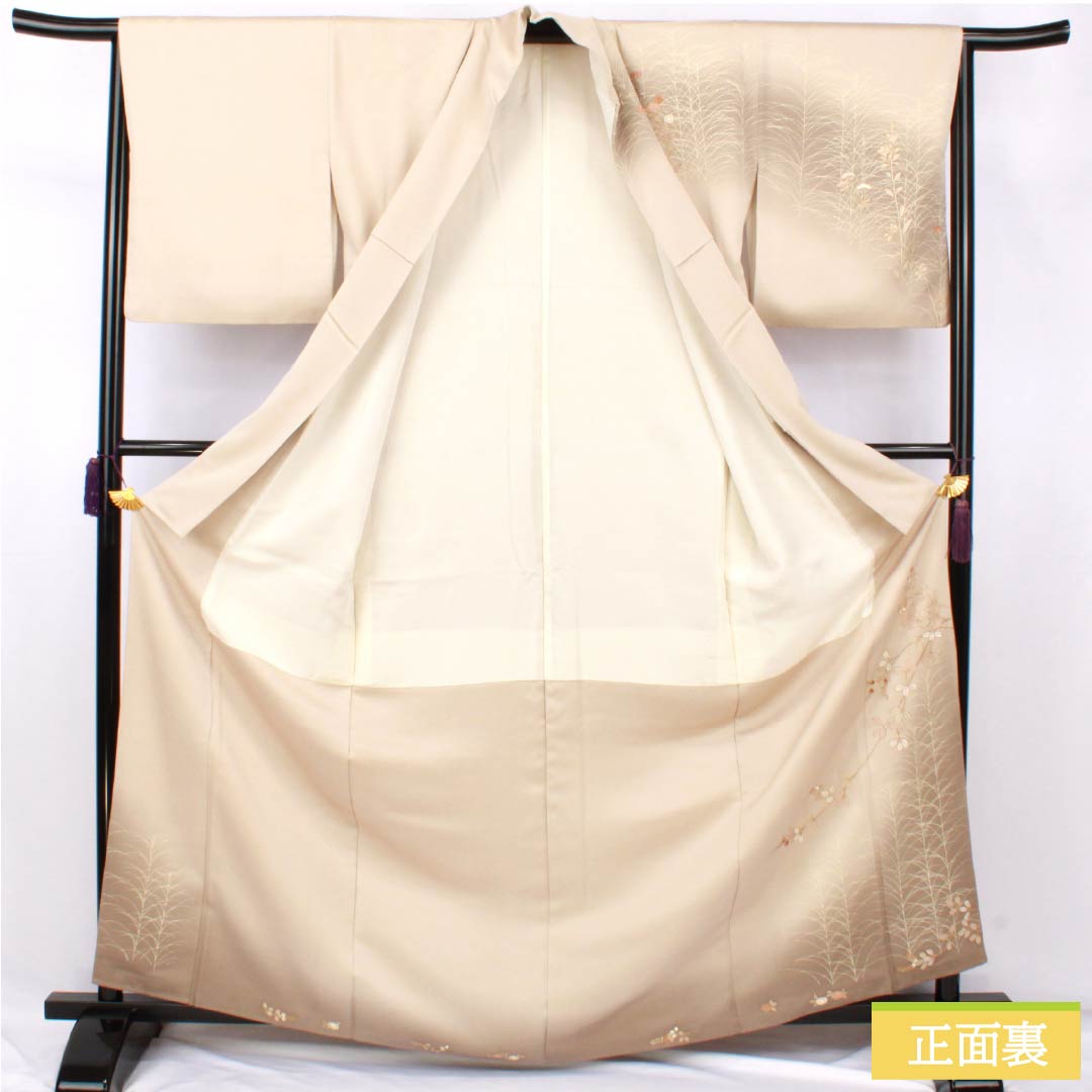 Visiting Kimono, Pure Silk, Grade A, Lined, Length 165.5cm, Sleeve Length 64cm, Tonokoiro (Tonokoiro) Kyoto Yuzen, with a Beige Design of Japanese Pampas Grass, Flowers, and Hagi (Japanese Bush Clover) Item Number: 1112007253525