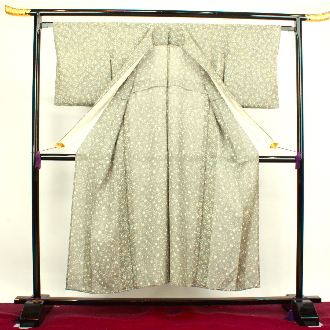 夏物 正絹 小紋 身丈149cm 裄丈63.5cm 柳鼠色（やなぎねずいろ） 菊 亀甲 絽 Sランク グレー系 1132000732122