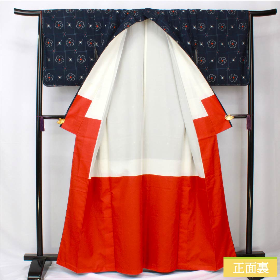 Pure silk tsumugi kimono, length 163.5cm, sleeve length 66cm, navy blue (kon-iro) ensemble with a checkered pattern and twisted plum blossom design, S rank, lined, navy blue, product number 1116003902418