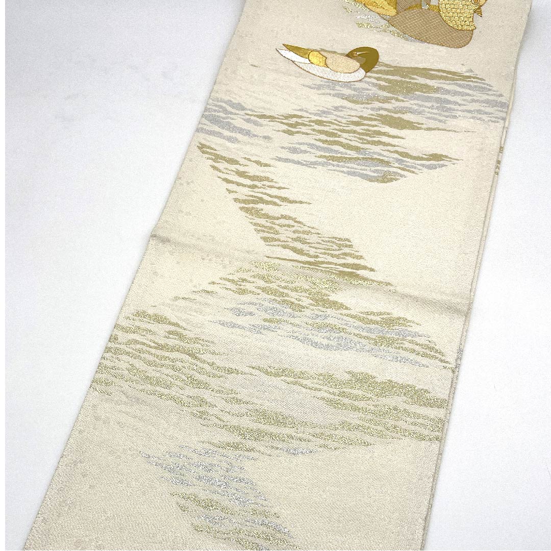 【未仕立】袋帯 正絹 Sランク 白色 おしどり 佐賀錦 金駒刺繍  帯丈439cm ポイント柄 フォーマル 白系 1123006822311