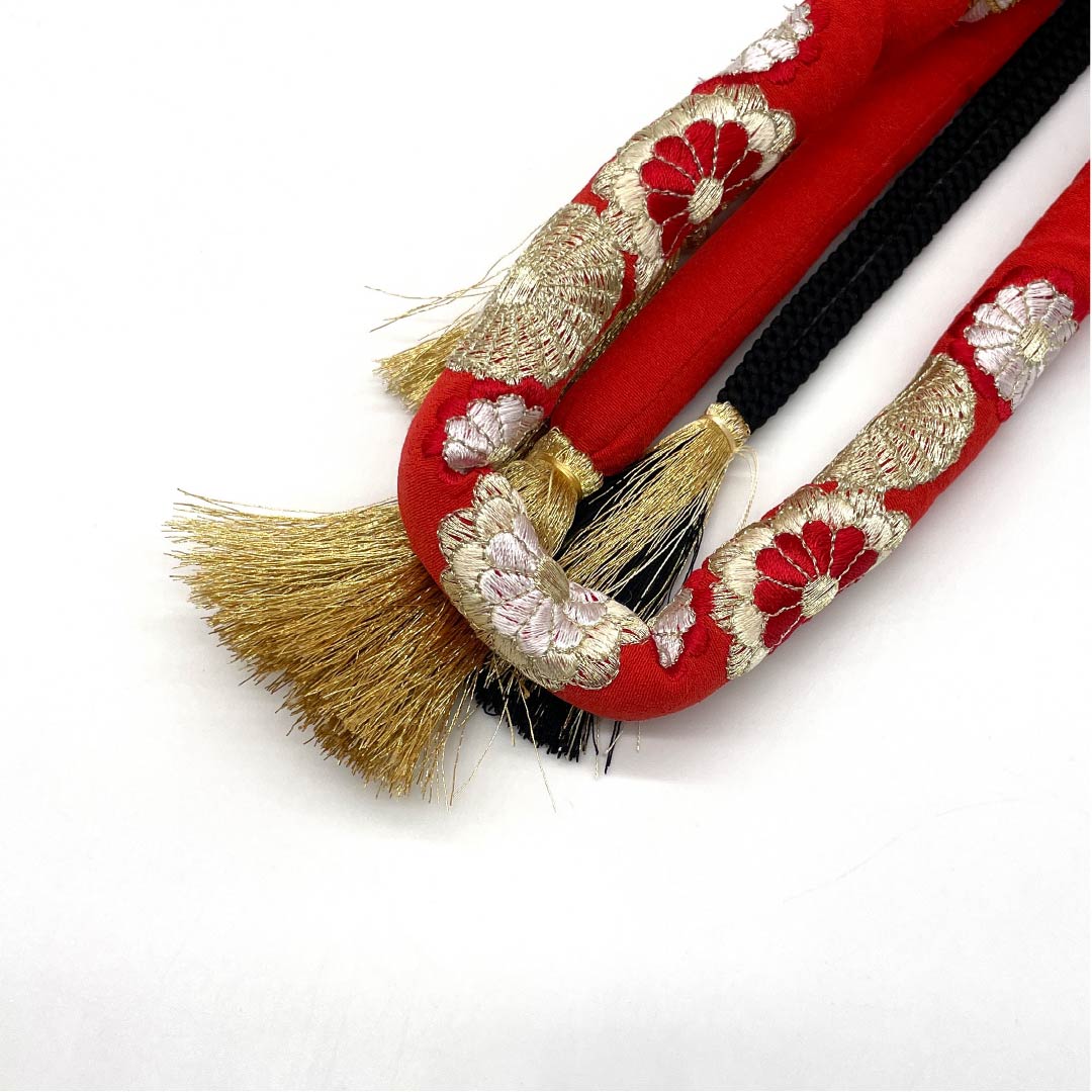 帯締め  Sランク  赤紅色（あかべにいろ） 振袖用 丸ぐけ 花柄 長さ約181.5cm 幅約1.7cm フォーマル 赤系 1135004222412