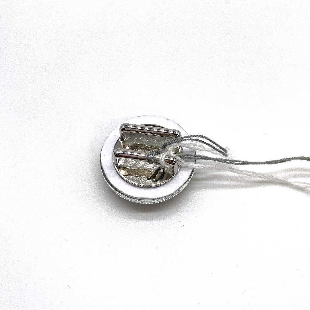 （新古品） 帯留め その他 カジュアル 深縹色（ふかきはなだいろ） アクリル樹脂 花 唐草 長さ約2.5cm 幅約2.5cm  Sランク 青系 1137000632917